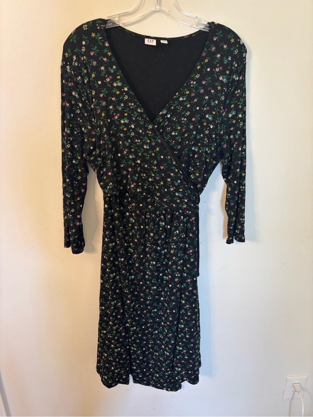 GAP Maternity Black Floral Wrap Dress - Large